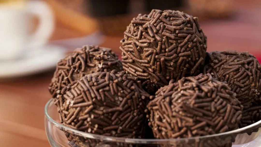 A Gastronomic Journey: 10 Must-Try Traditional Desserts of Brazil